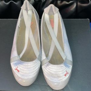 PUMA ballet flats shoes size 7 gray
